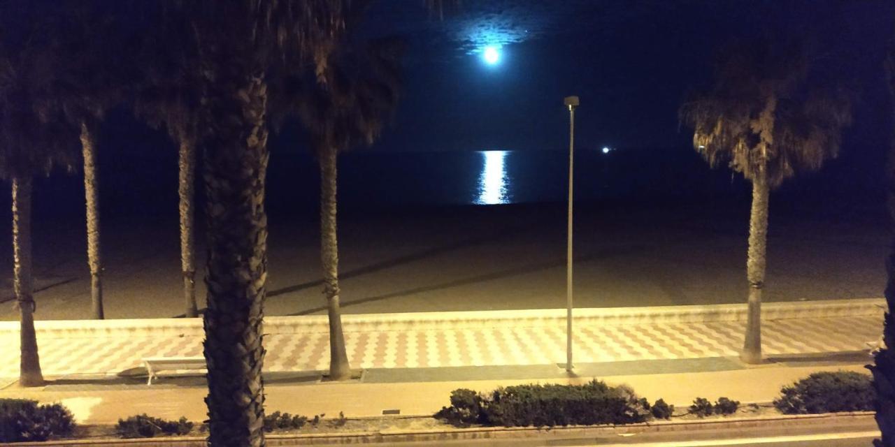 Premiere Ligne De Mer Roquetas de Mar Exterior foto